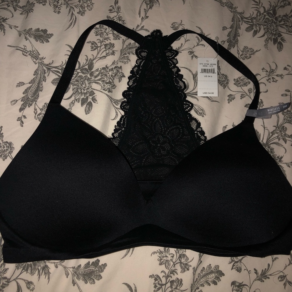 american eagle wireless bra, never worn!
